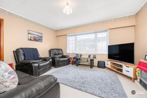 Photo of property in 51 Dover Road, Wainuiomata, Lower Hutt, 5014
