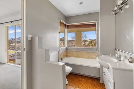 Photo of property in 3 Pentland Place, Highlands Park, New Plymouth, 4312