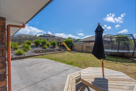 Photo of property in 7 Lambert Way, Paraparaumu, 5032