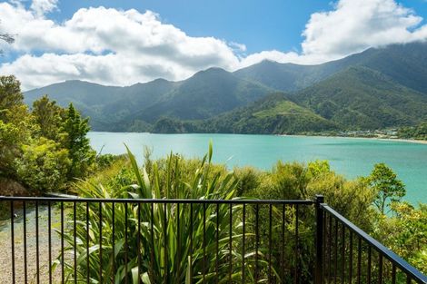 Photo of property in 55 Hope Drive, Okiwi Bay, 7193