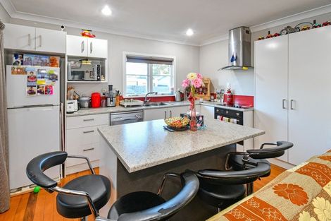 Photo of property in 23a Great South Road, Manurewa, Auckland, 2102