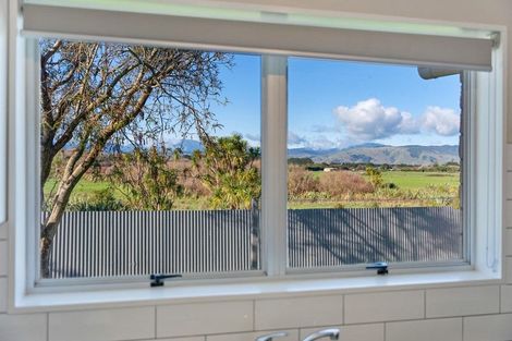 Photo of property in 26 Mountainview Terrace, Otaki Beach, Otaki, 5512