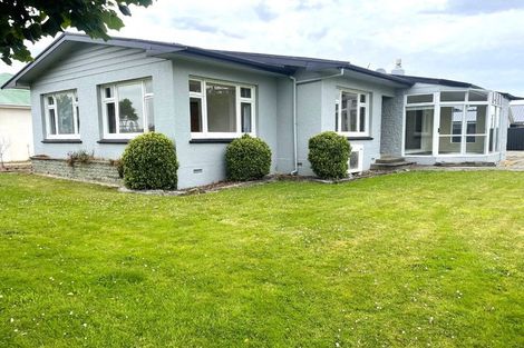 Photo of property in 49 Mary Street, Winton, 9720