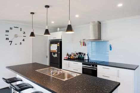 Photo of property in 26 George Street, Bulls, 4818