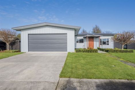 Photo of property in 54 Easton Way, Levin, 5510