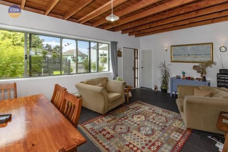 Photo of property in 15 Nuffield Avenue, Marewa, Napier, 4110
