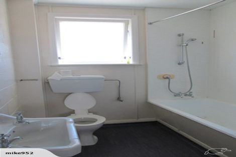 Photo of property in 409-419 Lowe Street, Camberley, Hastings, 4120