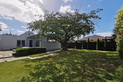 Photo of property in 111 Memorial Avenue, Burnside, Christchurch, 8053