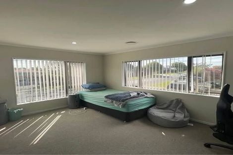 Photo of property in 14a Elliot Street, Howick, Auckland, 2014