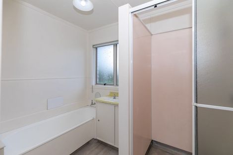 Photo of property in 8a Tanekaha Place, Pukete, Hamilton, 3200