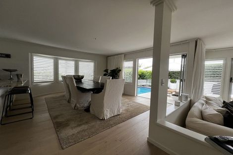 Photo of property in 1/2 Holiday Road, Milford, Auckland, 0620