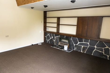 Photo of property in 5 Cosy Dell Road, North Dunedin, Dunedin, 9016