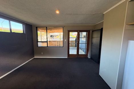 Photo of property in 96 South Road, The Glen, Dunedin, 9011