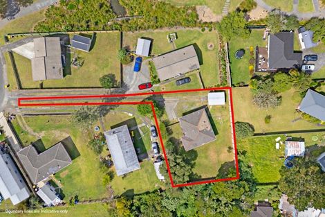 Photo of property in 52 Coburg Street, Henderson, Auckland, 0612