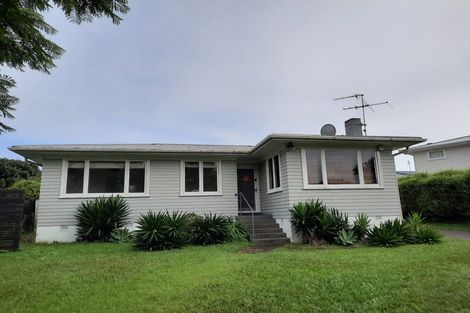 Photo of property in 107 Ennis Avenue, Pakuranga Heights, Auckland, 2010