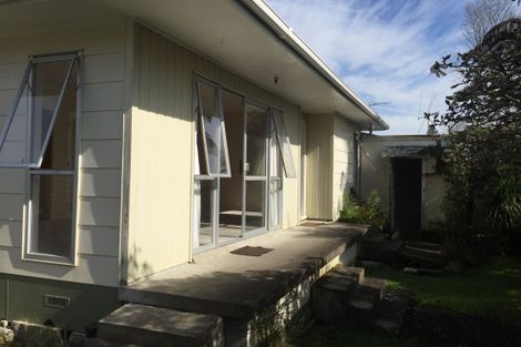 Photo of property in 60a Alison Street, Hamilton Lake, Hamilton, 3204