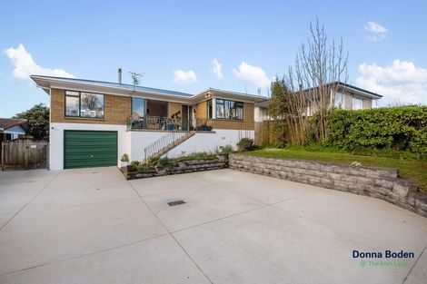 Photo of property in 11 Moloney Terrace, Pukekohe, 2120