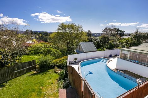 Photo of property in 135 Forest Hill Road, Henderson, Auckland, 0612