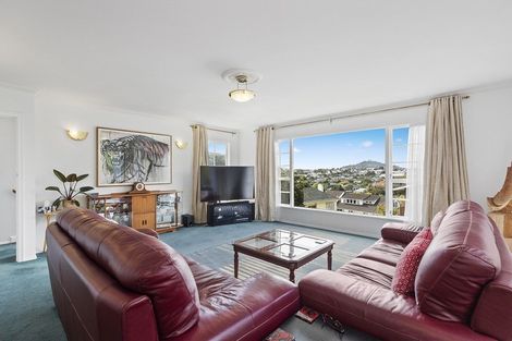 Photo of property in 8 Lethenty Way, Karori, Wellington, 6012