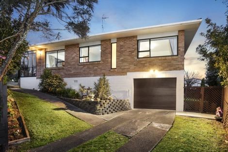 Photo of property in 97b Rosario Crescent, Red Beach, 0932