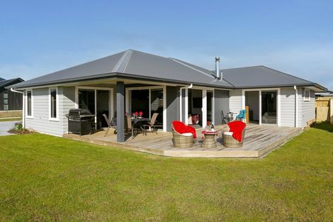 Photo of property in 22 Harakeke Drive, Wharewaka, Taupo, 3330