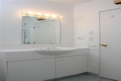 Photo of property in 11/20 Thompson Street, Mount Cook, Wellington, 6011