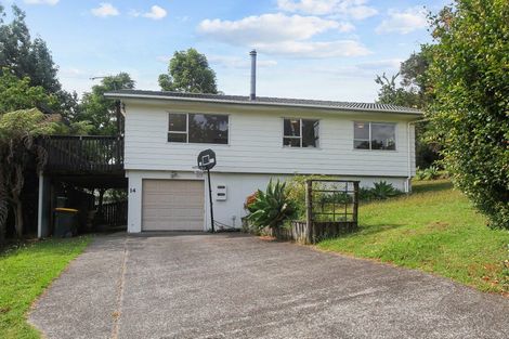 Photo of property in 14 Glenfinn Place, Massey, Auckland, 0614