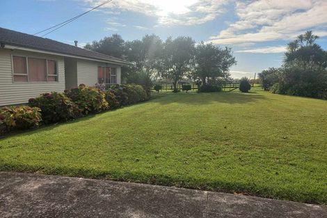 Photo of property in 140 Hanham Road, Kumeu, 0891