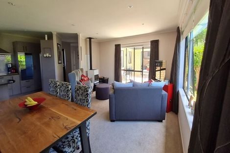 Photo of property in 22 Ranchod Terrace, Pukekohe, 2120