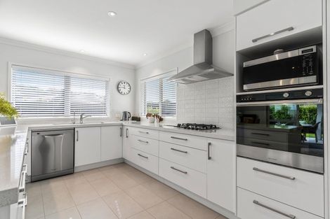 Photo of property in 27 Lynley Park Drive, Omokoroa, 3114