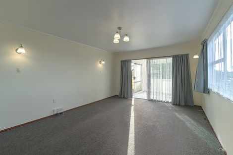 Photo of property in 100 Frankley Road, Frankleigh Park, New Plymouth, 4310