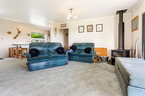 Photo of property in 192 Muriwai Valley Road, Muriwai, Waimauku, 0881