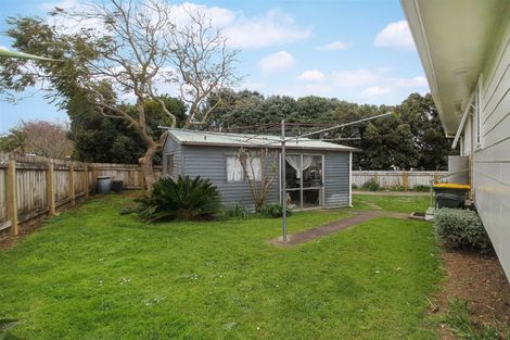 Photo of property in 11 Litchfield Place, Clarks Beach, 2122