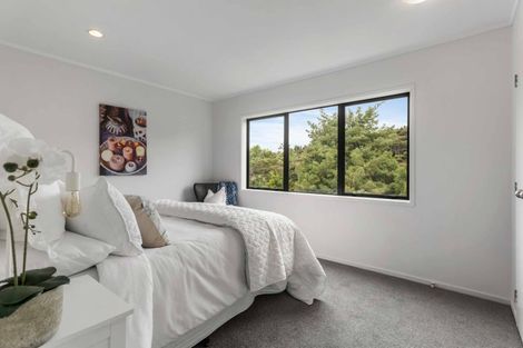 Photo of property in 8a Flynn Street, Birkdale, Auckland, 0626