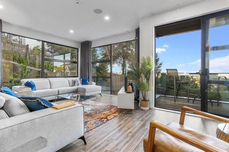 Photo of property in 74e Langana Avenue, Browns Bay, Auckland, 0630