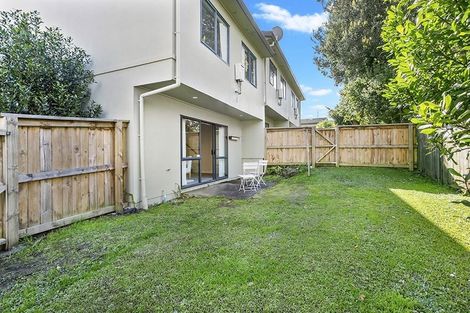 Photo of property in 10/548 Albany Highway, Albany, Auckland, 0632