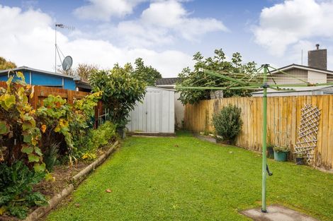 Photo of property in 42a Pinedale Parade, Milson, Palmerston North, 4414