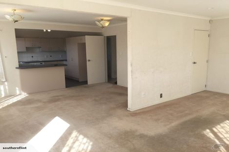 Photo of property in 17 Emmerdale Avenue, Papakura, 2110