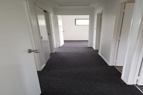 Photo of property in 20 Thistledew Place, Bayview, Auckland, 0629