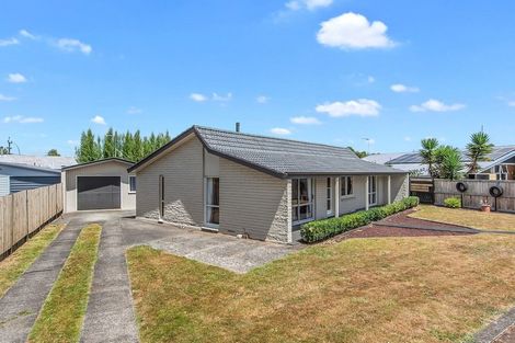 Photo of property in 55 Morrow Avenue, St Andrews, Hamilton, 3200