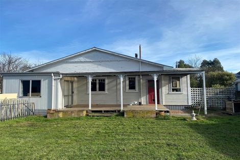 Photo of property in 37 Alma Street, Dannevirke, 4930