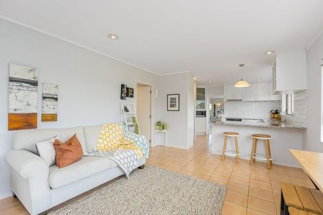 Photo of property in 23 King Richard Place, Browns Bay, Auckland, 0630