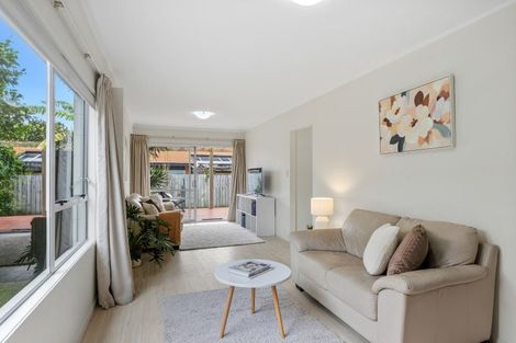 Photo of property in 3/252 Hibiscus Coast Highway, Orewa, 0931