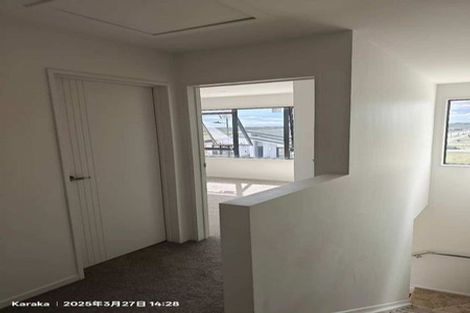 Photo of property in 35 Kaapehu Street, Karaka, 2578