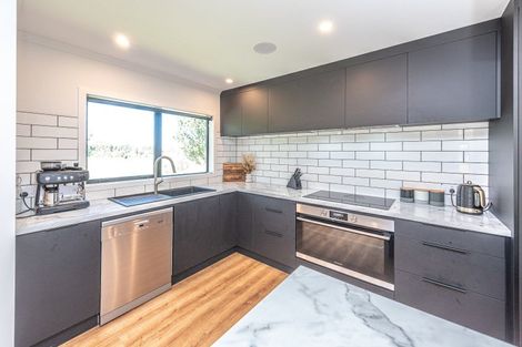 Photo of property in 600a No 2 Line, Okoia, Wanganui, 4572