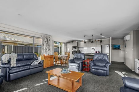 Photo of property in 8 Walker Place, Alexandra, 9320