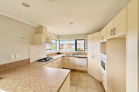 Photo of property in 8 Walnut Grove, Whakatane, 3120