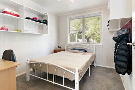 Photo of property in 4 De Thiery Place, Pakuranga Heights, Auckland, 2010