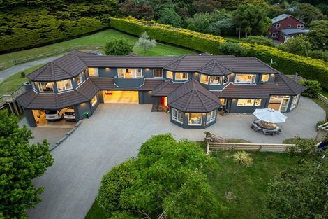 Photo of property in 35 Eucalyptus Way, Nikau Valley, Paraparaumu, 5032