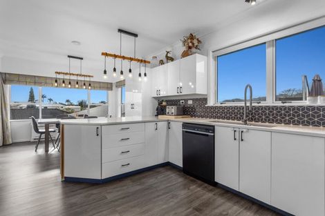 Photo of property in 25 Hikurangi Street, Whakatane, 3120